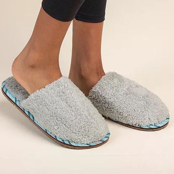 Feelgoodz - Women's Faux Sherpa Mule Slipper Indoor / Outdoor House Shoes - Picture 2 of 7